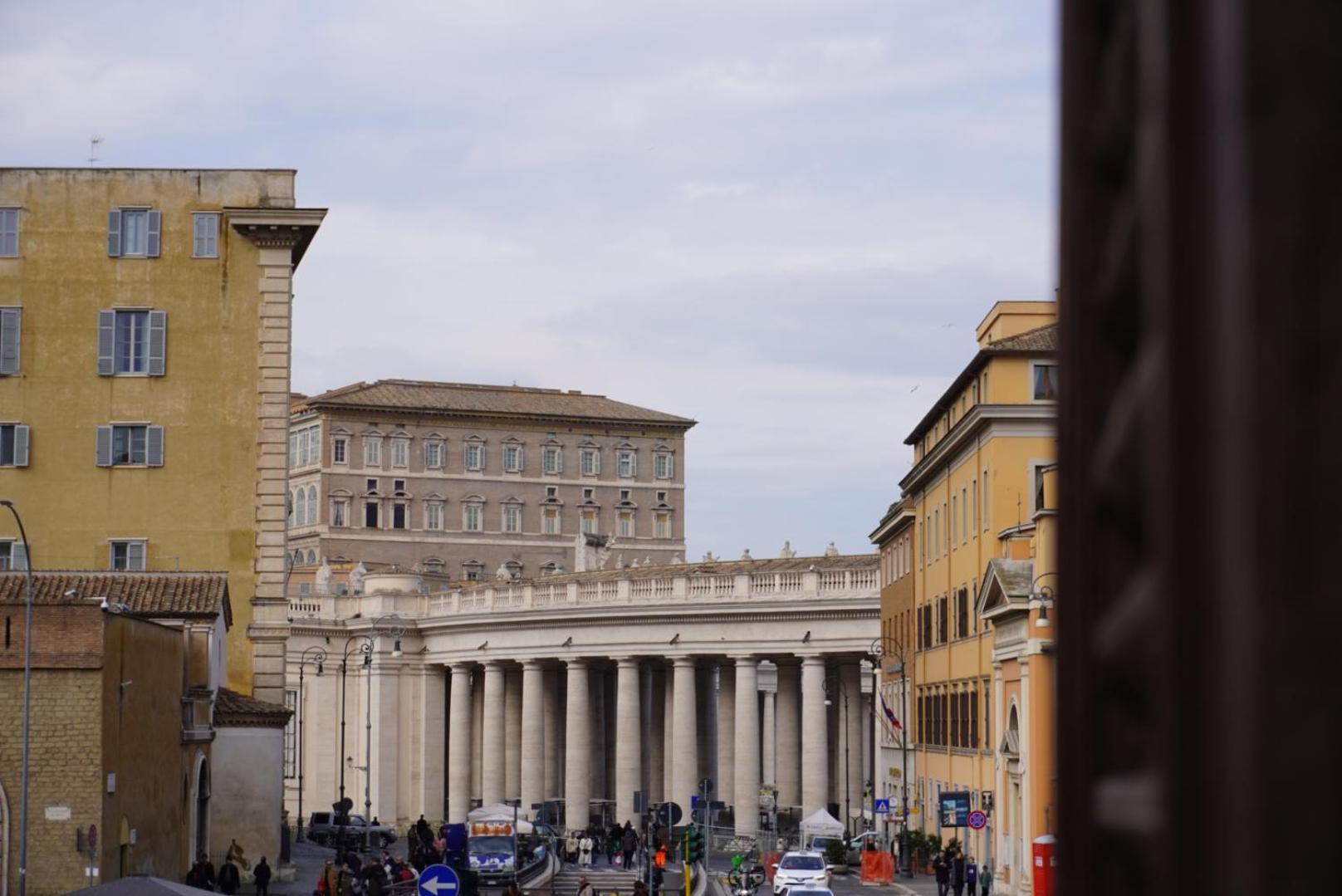 Steps From The Vatican Guesthouse Luaran gambar